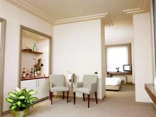 Barrage Otel Pinerolo