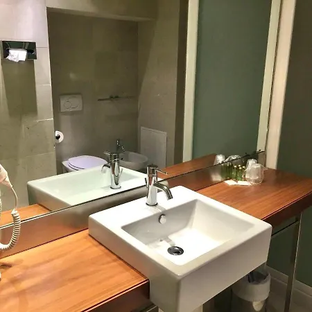 Barrage Otel Pinerolo