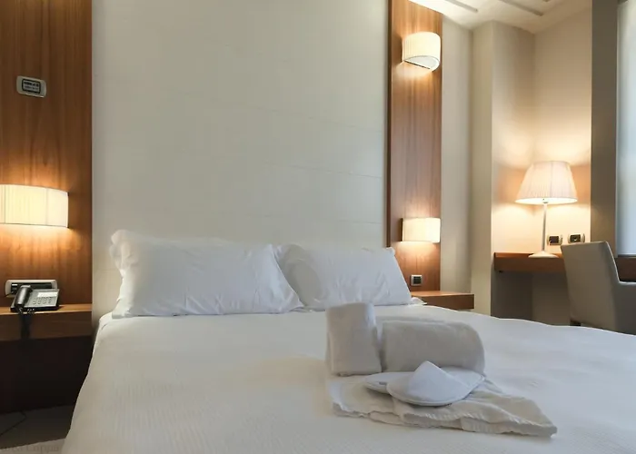 バラージュ ホテル 4*